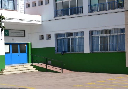 El PA se reúne con el AMPA del Gil Muñiz y exige un nuevo colegio