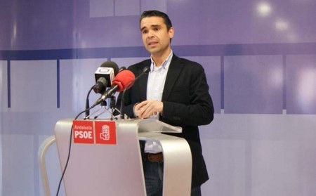 El PSOE acudirá a los tribunales si la alcaldesa no entrega la liquidación de sus sociedades