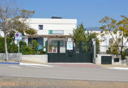 La plataforma contra la terminal de San Pedro recoge 443 firmas