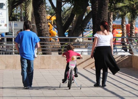 La nueva Ley de Tráfico impone el casco a ciclistas menores de 16 años en ciudad