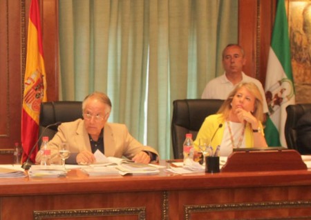 La alcaldesa de Marbella dice que el Ayuntamiento no se disolvió por culpa de la corrupción