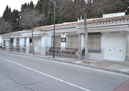 IU denuncia que un vocal del PP en el distrito 6 está al frente de la empresa de los cementerios