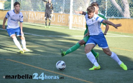 El Marbella FC logra ante el Atlético Jaén su primera victoria (1-2)
