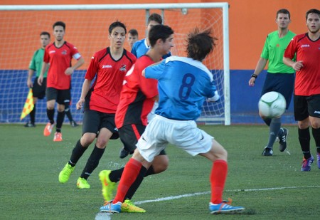 El San Pedro logra (4-0) su segunda victoria tras golear al Fuengirola