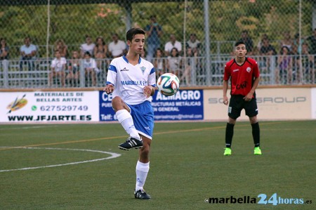 El Marbella derrota a El Ejido y suma seis partidos sin perder (2-0)