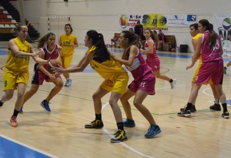 El sénior femenino del CB Costa Marbella gana en Linares  (45-64)