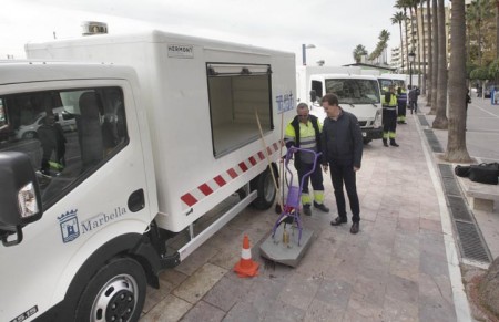 Cinco nuevos vehículos se suman a la flota de limpieza de Marbella