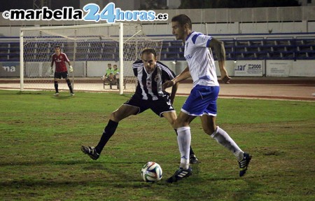 El Marbella FC busca despedir el año con un triunfo en La Línea