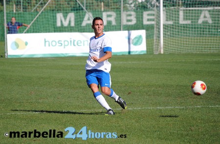 Morilla marca en su debut como titular con el CD Ronda