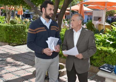 IU critica la 