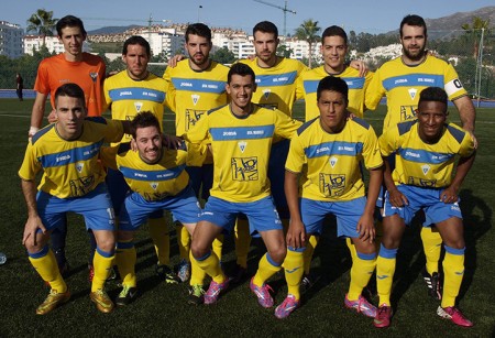 El Atlético Marbellí vence a domicilio al CES Nueva Andalucía (2-3)