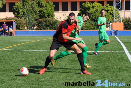 Dani Cintrano firma por el Real Ávila, su quinto equipo en un año