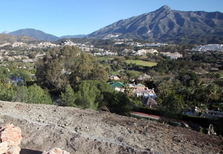 La reforma del mirador de Nueva Andalucía le dará atractivo turístico