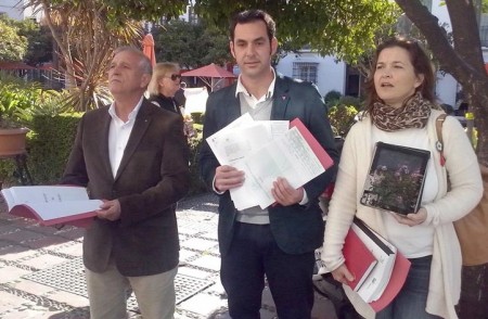 Los concejales de IU hacen públicas sus declaraciones de la renta