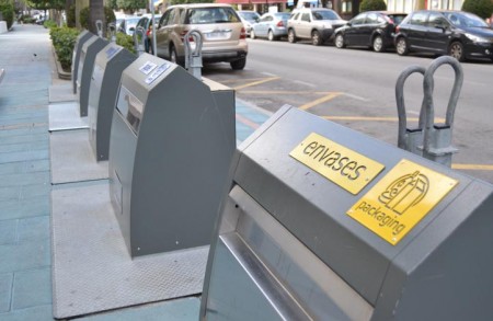 Carteles en inglés animarán a los extranjeros a reciclar en Marbella
