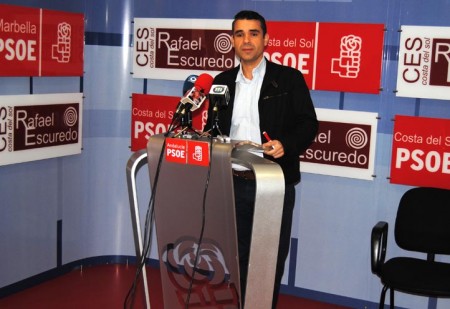 Bernal pide al Gobierno inversiones a favor del empleo en Marbella