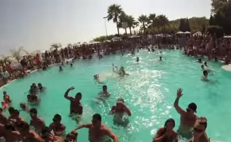 El Ayuntamiento denuncia al policía local que vio irregularidades en el Funky Buddha