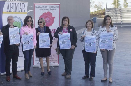 Peluqueros de Marbella colaboran en la lucha contra la fibromialgia