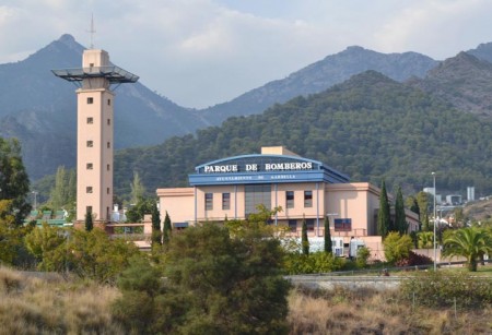 Denuncian que el Ayuntamiento no paga los pluses a bomberos y policías