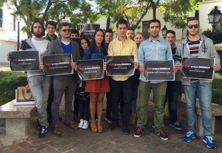 Nuevas Generaciones asume la autoría de las vallas contra el PSOE