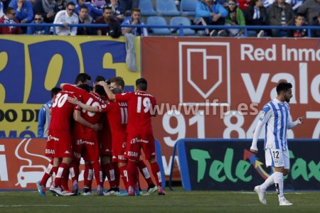El Sporting de Bernardo le gana la partida al Leganés de Velasco