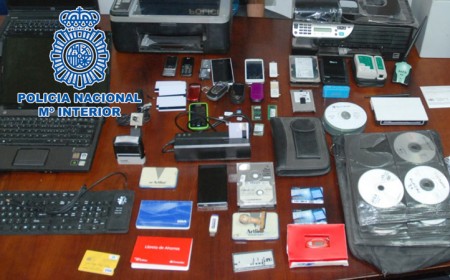 Desarticulan una red de clonación de tarjetas con detenciones en Marbella
