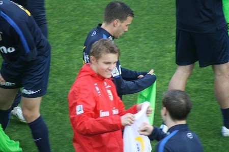 El crack juvenil del Real Madrid, Ødegaard, se entrena en Marbella