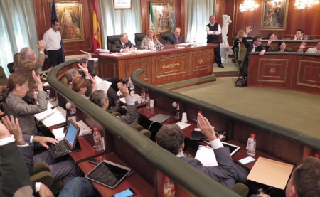 El PP aprueba en solitario el 