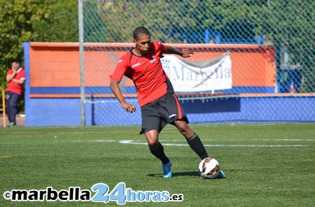 Richard da la victoria al San Pedro B con un gol en el último minuto (0-1)