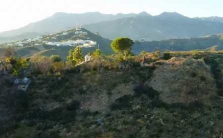 Marbella regularizará edificaciones que estén en suelo no urbanizable
