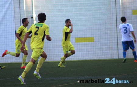 El Marbella FC necesita un punto más para la salvación matemática