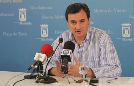 El Equipo de Gobierno pide al PSOE-A un compromiso con Marbella
