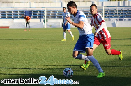 Álex Herrera se suma a las renovaciones del Marbella FC