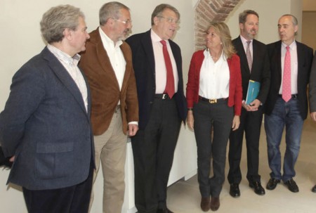 El nuevo gobierno anula los premios literarios por su elevado coste