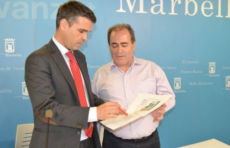 Marbella inicia un plan de choque en limpieza con más de 350 operarios