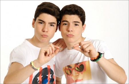 El fenómeno musical Gemeliers llega este verano a Marbella