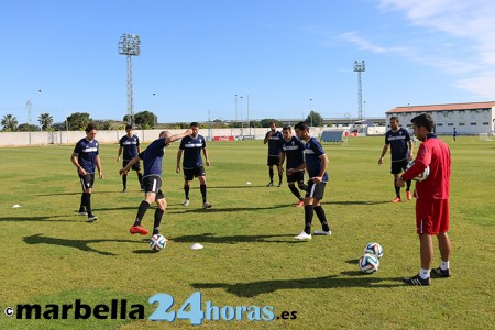El Marbella se medirá al Recre en la concentración que hará en Huelva