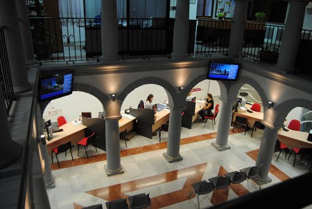 El Ayuntamiento defiende que su nueva estructura 