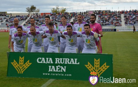 El Real Jaén ya se sitúa entre los aspirantes al ascenso de categoría