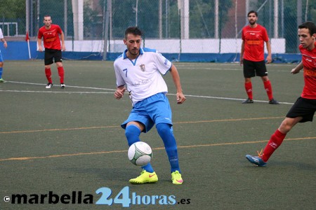 Los Compadres confirma su buen momento con goleada a La Cala (1-5)