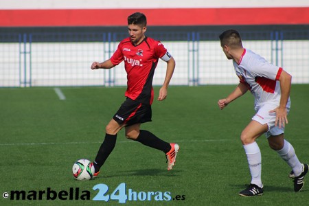 Álvaro dirige al San Pedro para sumar tres puntos en el Trofeo M24H