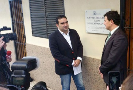 El PP critica con datos 