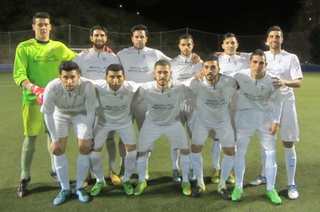 Atlético Marbella y Los Compadres empatan en el derbi local (1-1)