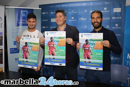 Añón y Marcos Ruiz animan a la afición a abonarse al Marbella FC