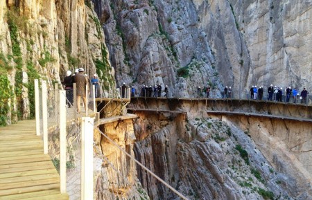 Las entradas para el Caminito del Rey costarán en torno a 10 euros