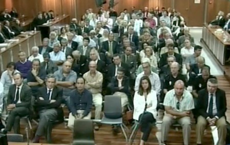 La Justicia reclama a los condenados en Malaya que entren ya en prisión