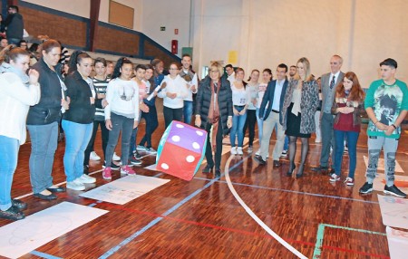 La Junta premia al colegio Nuestra Señora del Carmen de Marbella