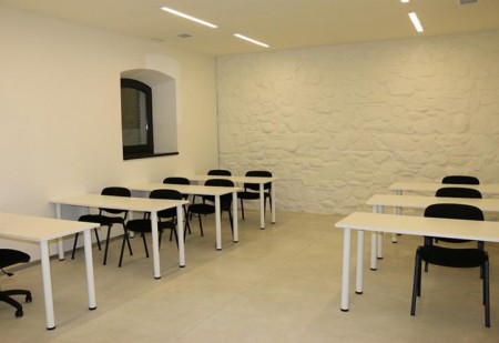 El Ayuntamiento hace mejoras en Arte y Cultura en San Pedro Alcántara