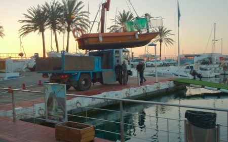 El Ayuntamiento asegura que habrá barcos quitanatas para este verano