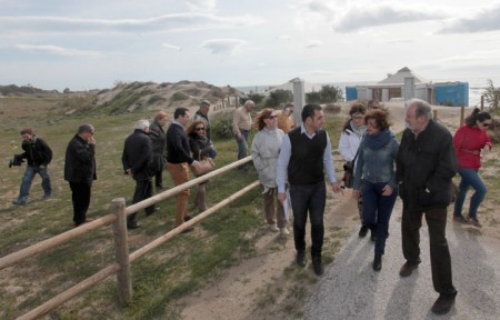 Marbella acomete la protección de las dunas del Real de Zaragoza